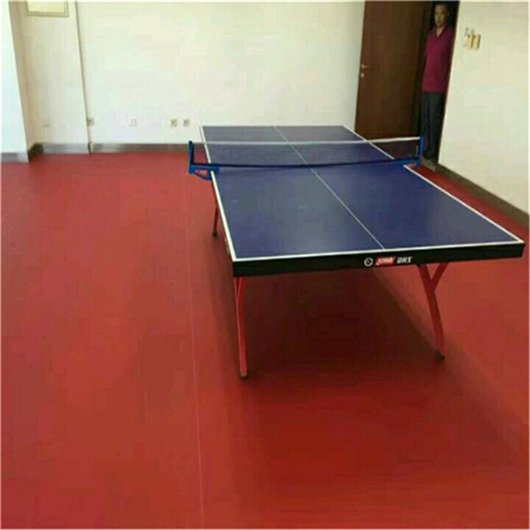 乒乓球场地地板 乒乓球专用地板 乒乓球室地板材料图片