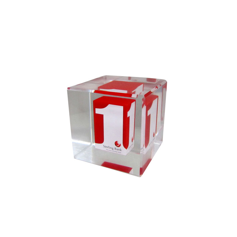 透明树脂撞色  可定做logo 水晶胶胶内埋红色方块 水晶胶内埋红色方块图片
