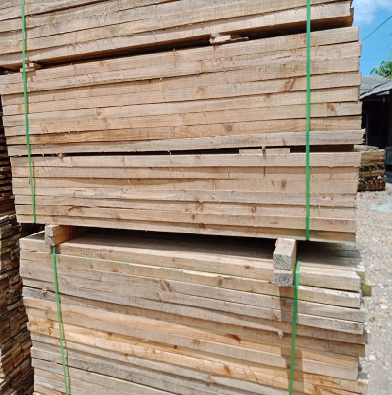 厂家直油松木方 木方包装箱料 包装木条木方 包装杂工地木方批发