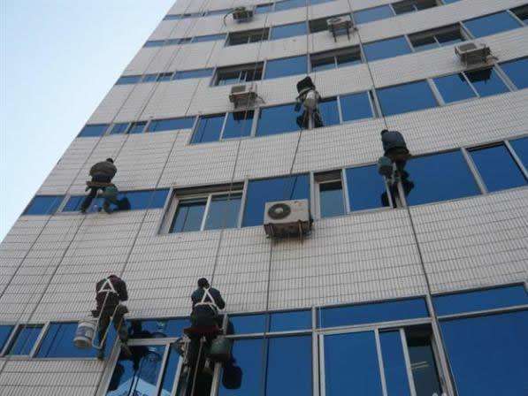 惠城外墙高空防透水砖铺设工程写字楼清洁工程公司