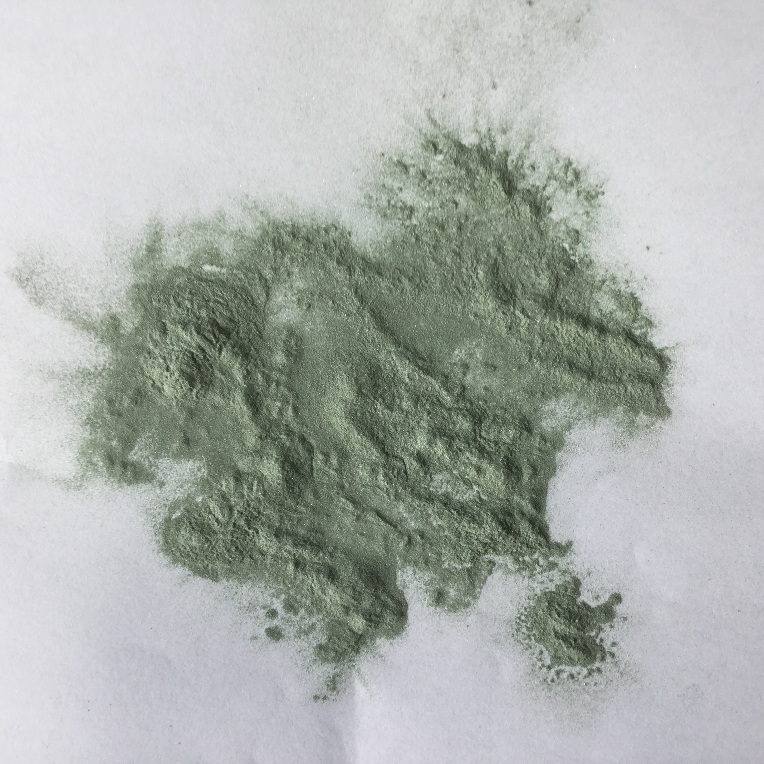 320目绿碳化硅/320#绿硅/绿碳化硅微粉图片
