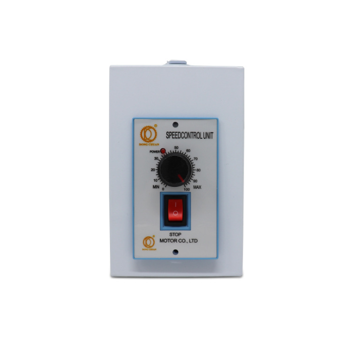 东川电机调速器保护盒电箱盒 调速器安装盒电控箱图片