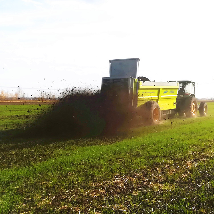 德州市大田撒肥机 农牧场有机肥撒肥机厂家