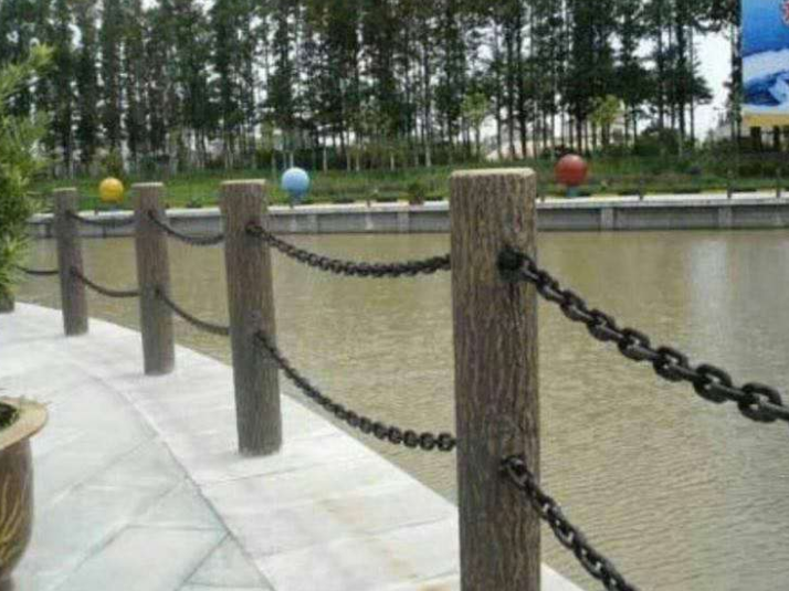 铁链防木护栏 水泥制防木栏杆图片