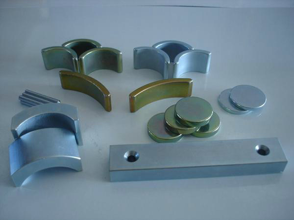 圆片磁铁，方块磁铁，钕铁硼强力磁图片