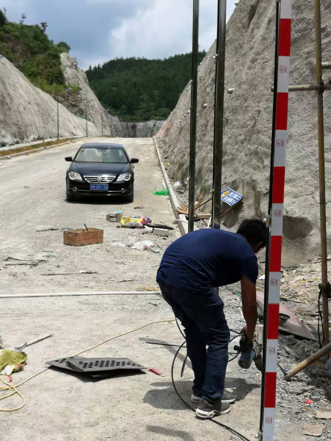 智能人员通道喷雾消毒机,自动感应智能人员通道喷雾消毒机,自动感应