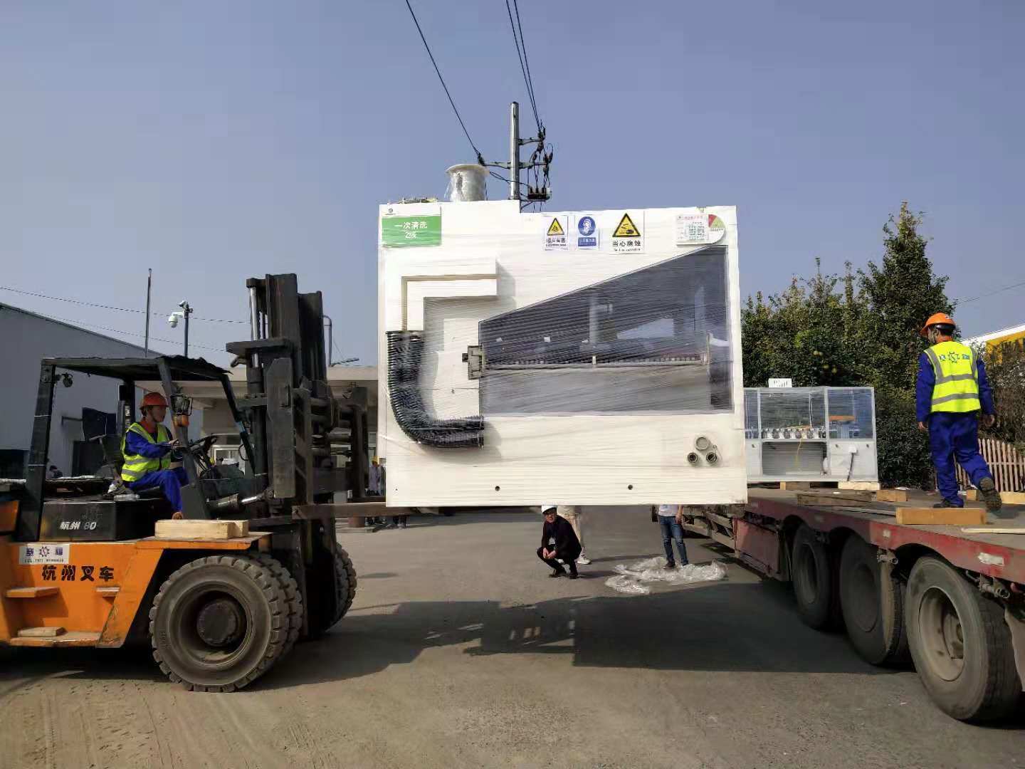 宁波市天天起重装卸有限公司 设备起重装卸、大件运输、设备搬运