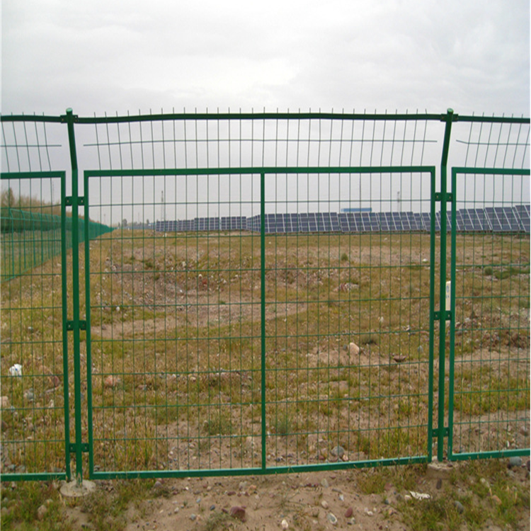 双边丝护栏网 青海甘肃偏远地区业林用畜牧业养殖业围挡圈养护栏网