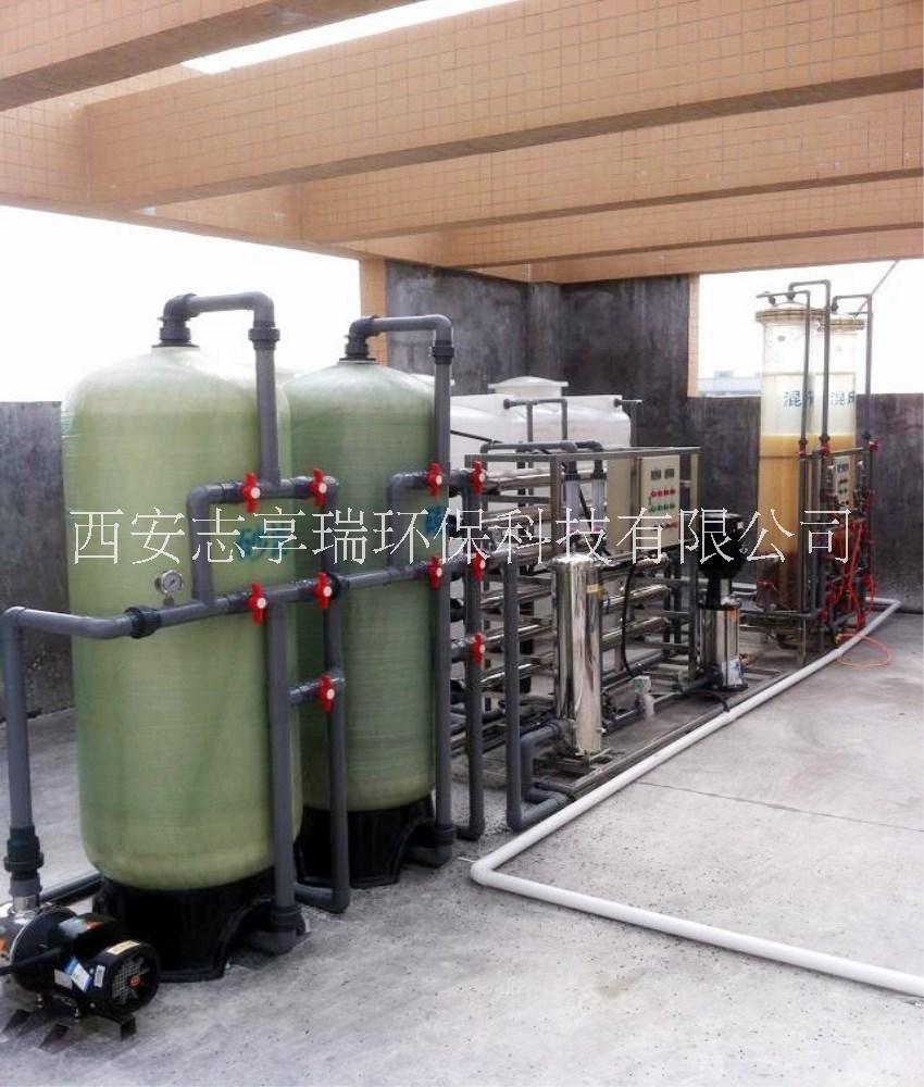 供应新疆5T/H锅炉软化水设备图片