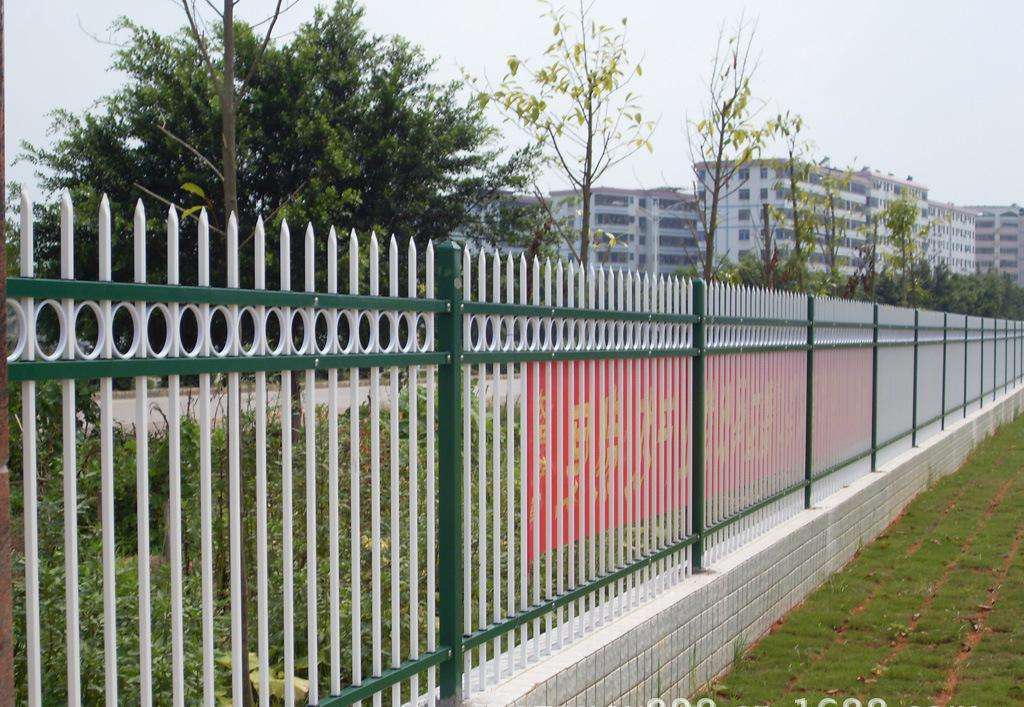 场地围栏-公园围栏-厂区隔离栏杆批发订做防腐防锈美观大方