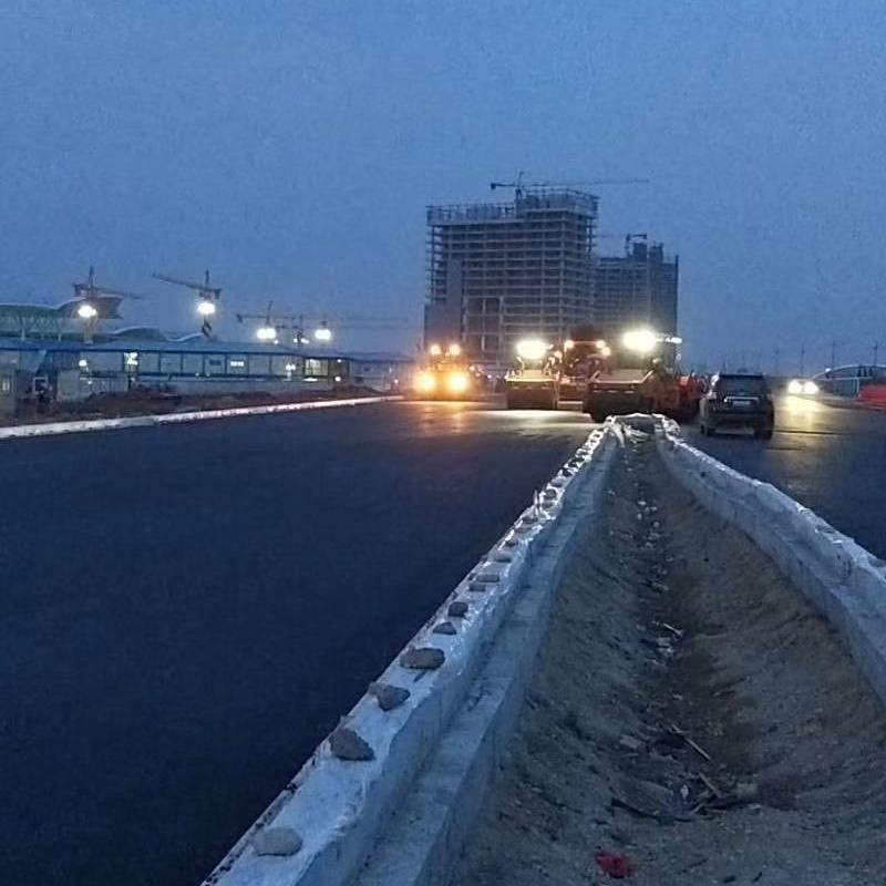 郑州市政道路修补  彩色沥青施工流程工艺  彩色沥青价格 河南郑州市政道路修补图片