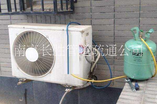 南京鼓楼玄武空调维修园区空调安装维修队图片