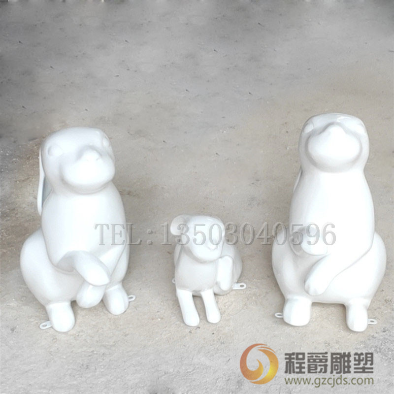 广州市玻璃钢小白兔雕塑厂家