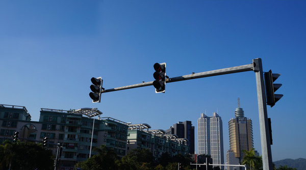 户外信号灯杆件生产工艺标准化-蒙城县顺泰交通科技有限公司图片