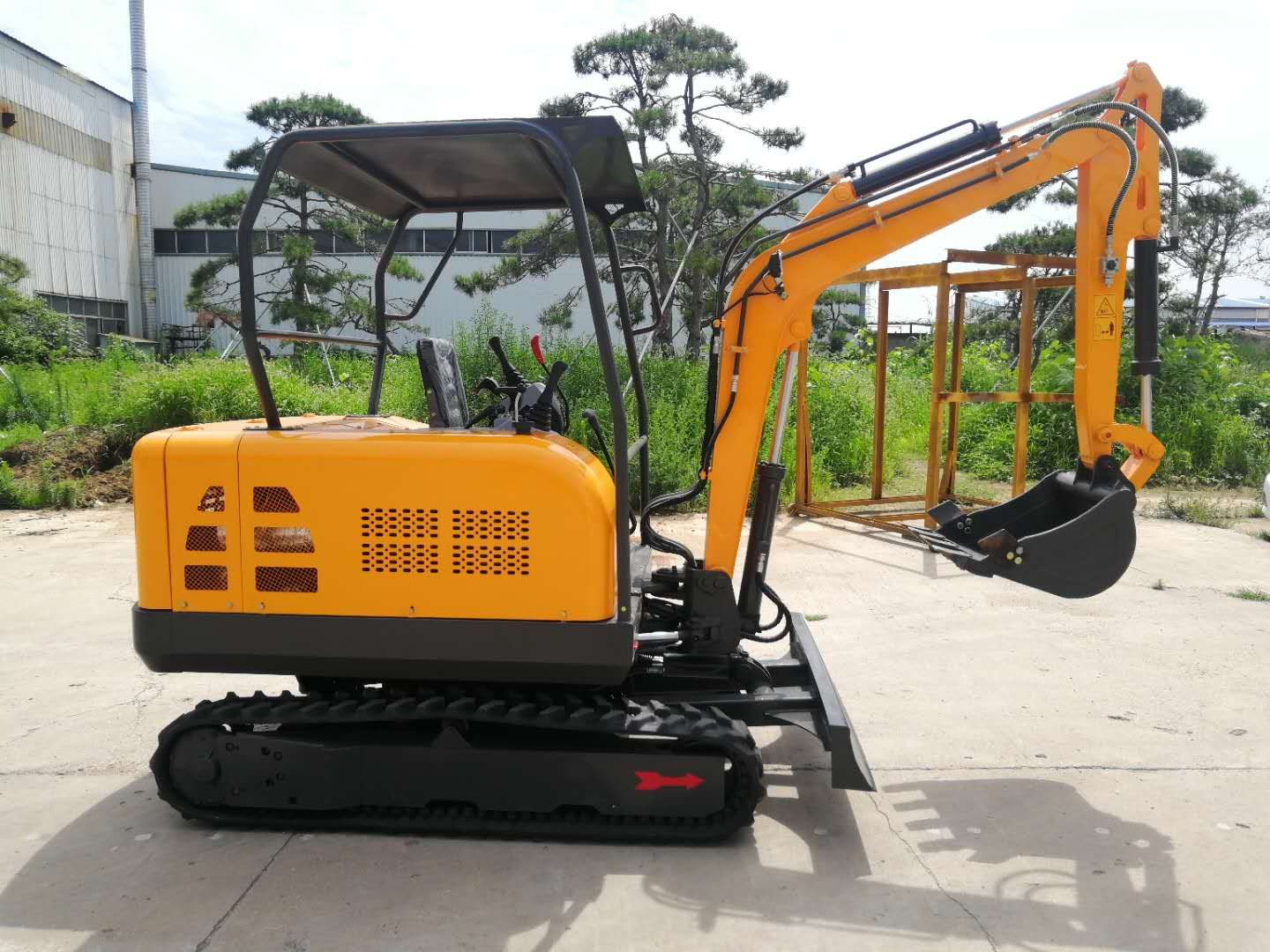 久田机械30型挖掘机挖沟改造室外工程先导式挖掘机