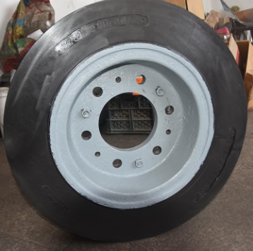 丹东市聚氨酯实心轮胎厂家振华橡胶 轮胎 厂家生产批发供应 产运轮胎、实心轮胎 聚氨酯实心轮胎