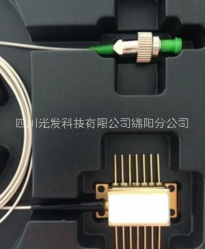 供应光纤激光器570 nmCWDM15针蝶形装置工厂低价光激光器