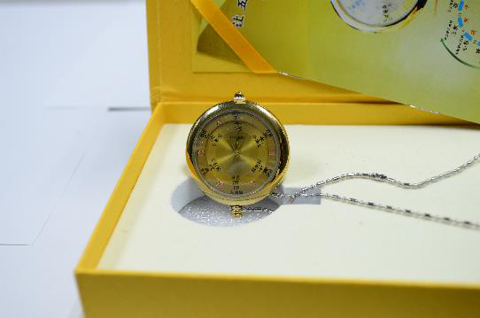 天津市五行养生怀表厂家厂家直销会销礼品五行养生怀表 磁石手表 健康礼品手表