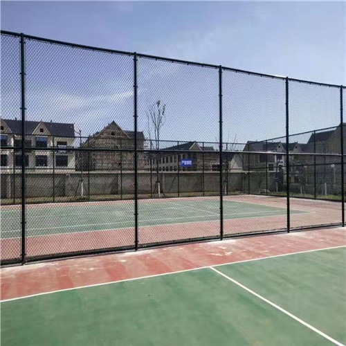 浸塑篮浸塑篮球场围栏网 绿色足球场围网 网球场防护网厂  　
