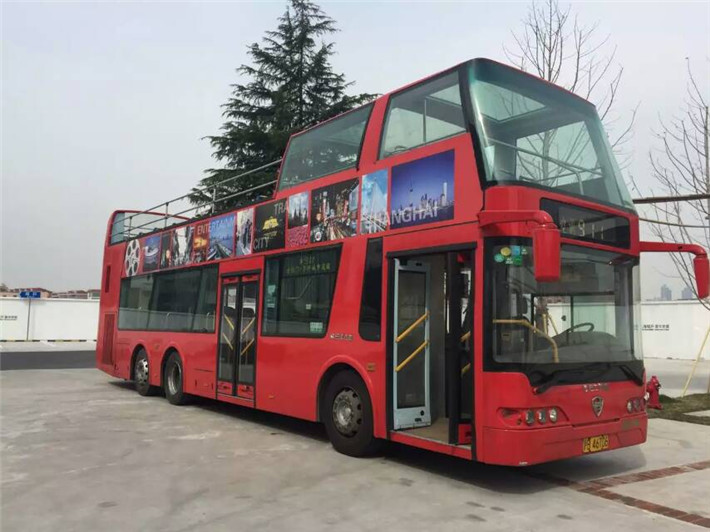 上海租双层巴士 租赁红色观光巴士巡游 租赁巴士图片