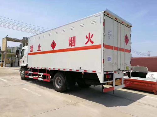南通到上海物流专线 整车零担 危险品运输 搬家报价表电话   南通至上海大件运输图片
