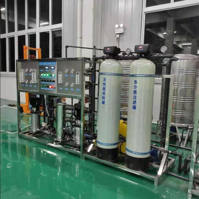 山东纯水处理设备生产厂家  矿泉水设备工厂图片