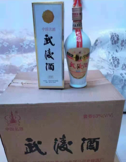 53度酱香型1993年武陵酒窖藏出售图片