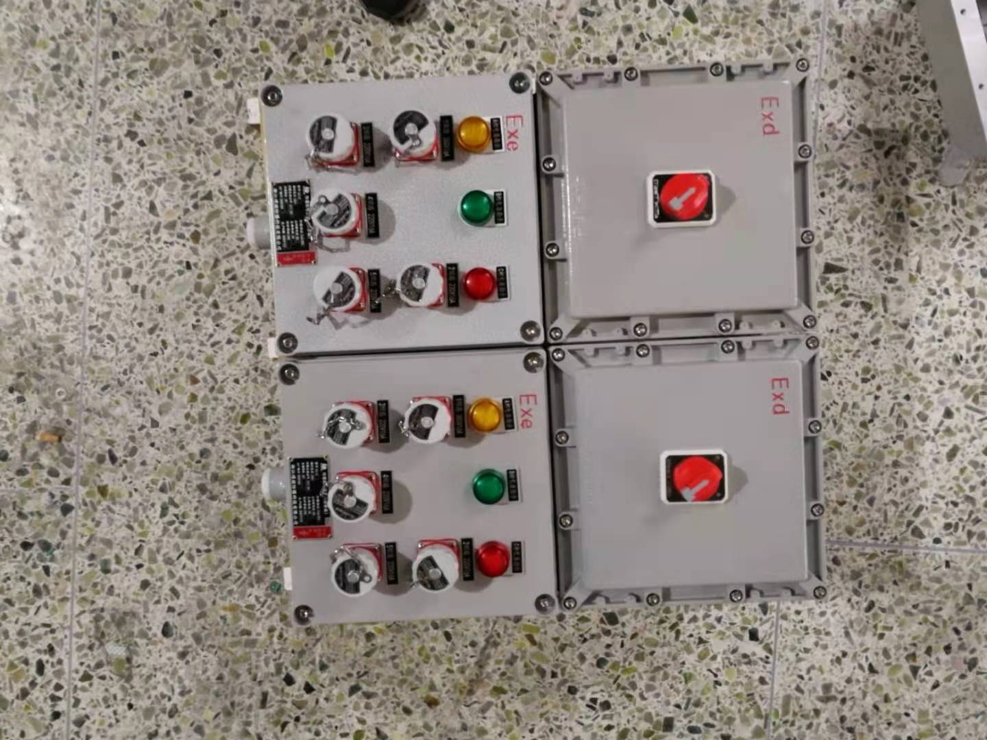 BXX51防爆动力检修箱控制箱配电箱操作柱按钮插座箱磁力启动器接线箱图片