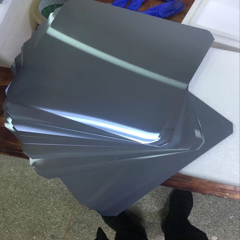 苏州市硅片厂家苏州光伏单晶金刚线硅片回收价格 隆基A级硅片市场多少钱一片