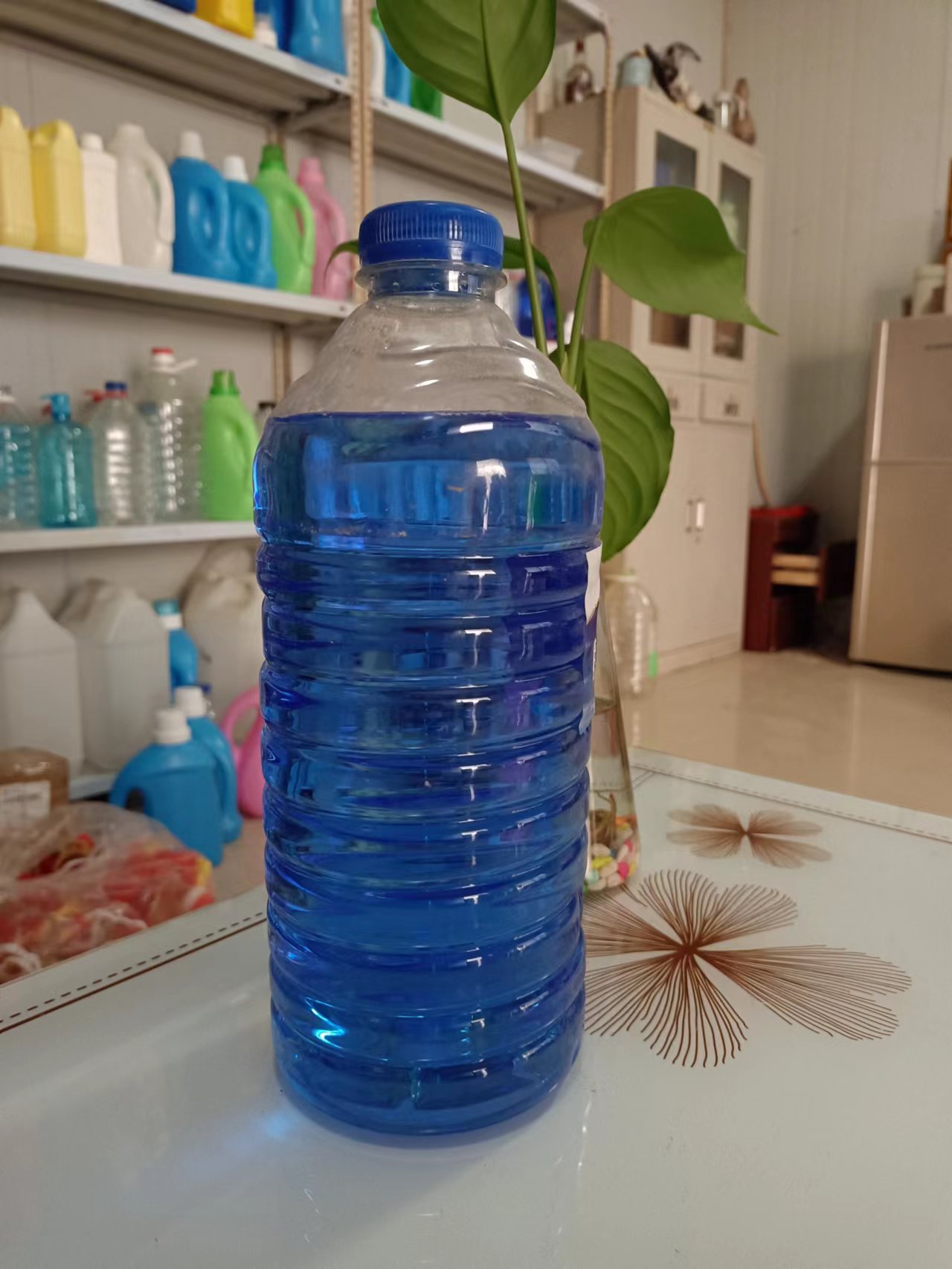 鄂州市随州市2L玻璃水瓶生产厂家随州市2L玻璃水瓶生产，湖北武汉随州鄂州市PET汽车玻璃水瓶厂家