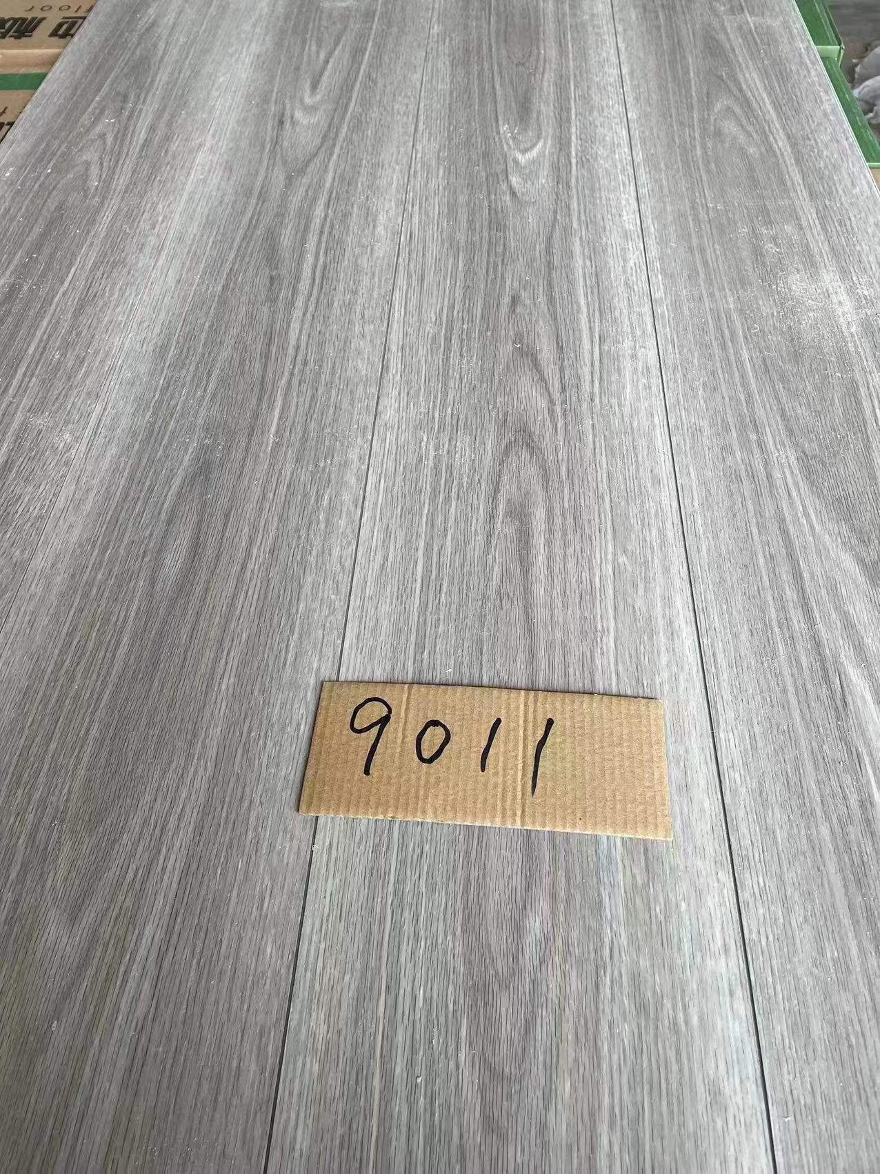石塑地板spc锁扣地板卡扣式环保家用卧室地板防水石晶地板PVC地板 石塑地板SPC地板耐磨