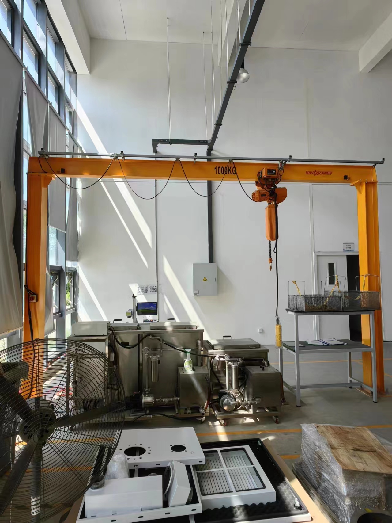 保定定制悬臂吊起重机生产厂家-厂家报价  2吨立柱式悬 臂吊起