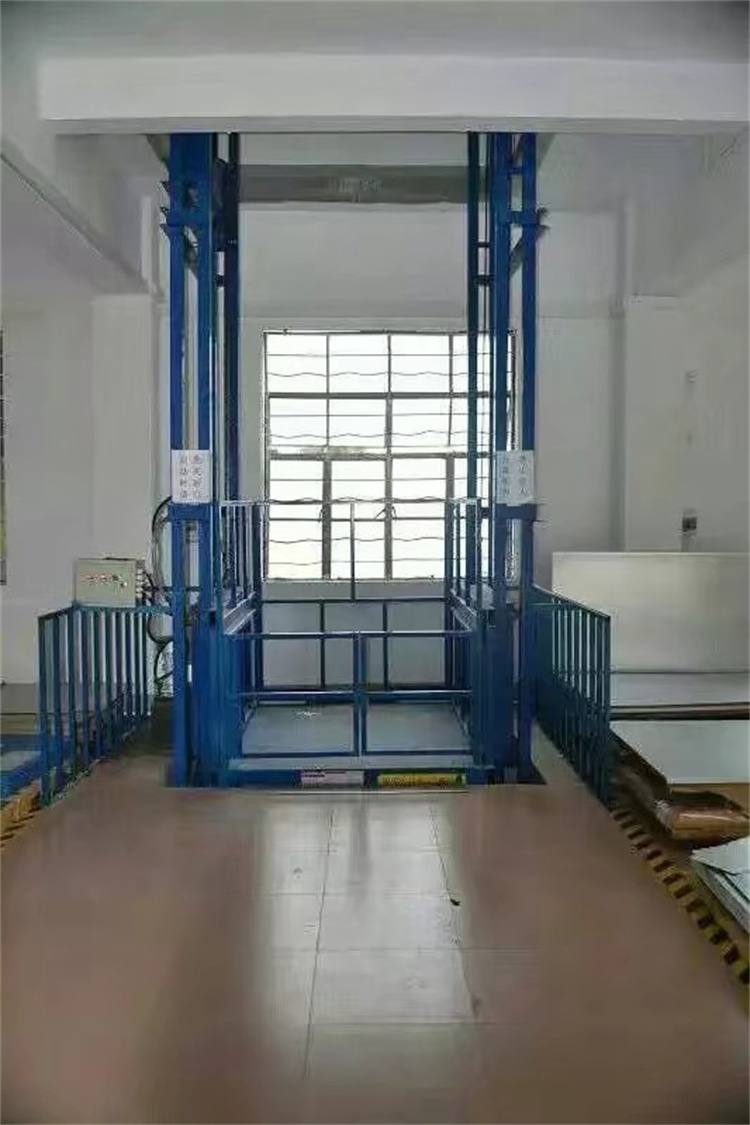 江西导轨式货梯供应 送货上门 电动导轨式货梯
