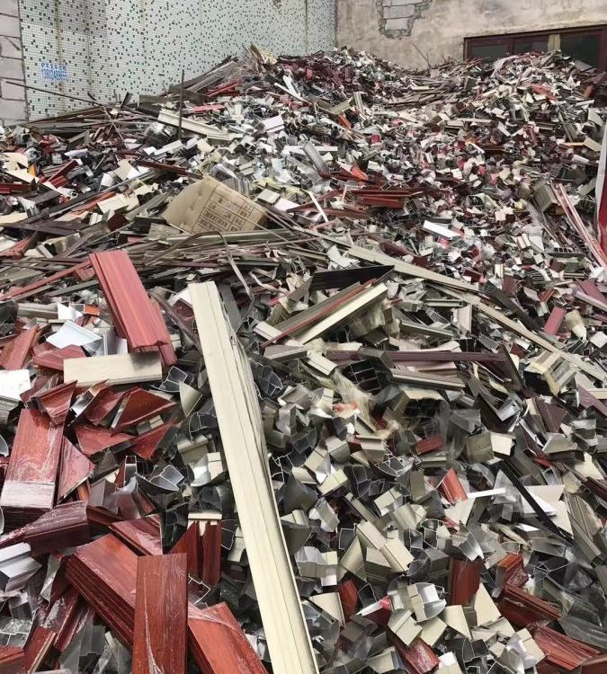 上海黄浦专业处理固体拉圾  废金属 废塑料回收 袁哥物资回收   黄浦处理固体拉圾图片