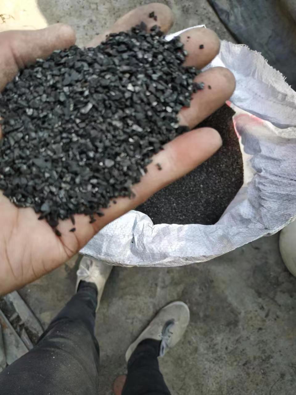 珠海啤酒厂废活性炭回收电话/活性炭回收公司图片